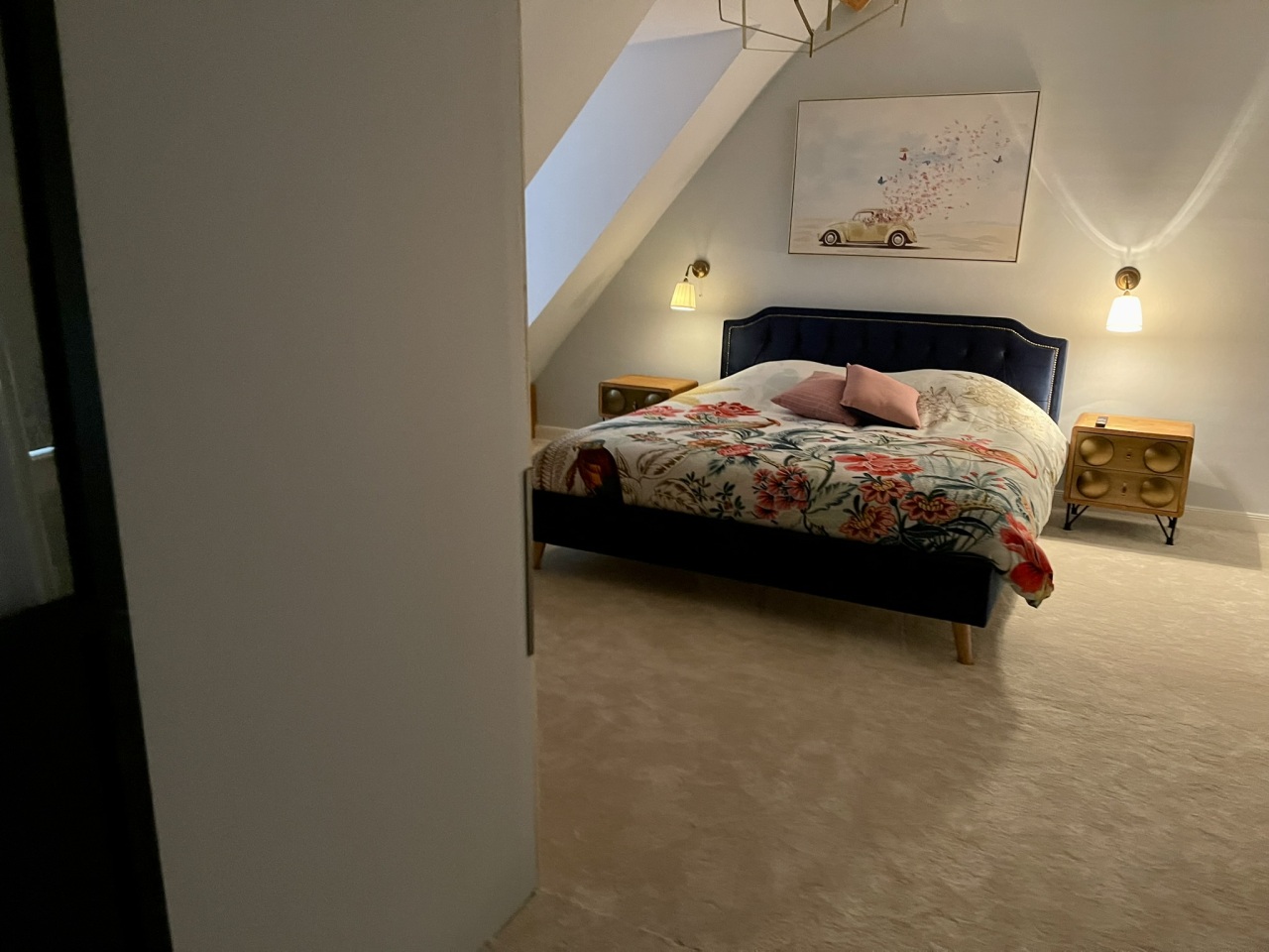 Photos of the guest room, 'A l'ombre des Tilleuls'